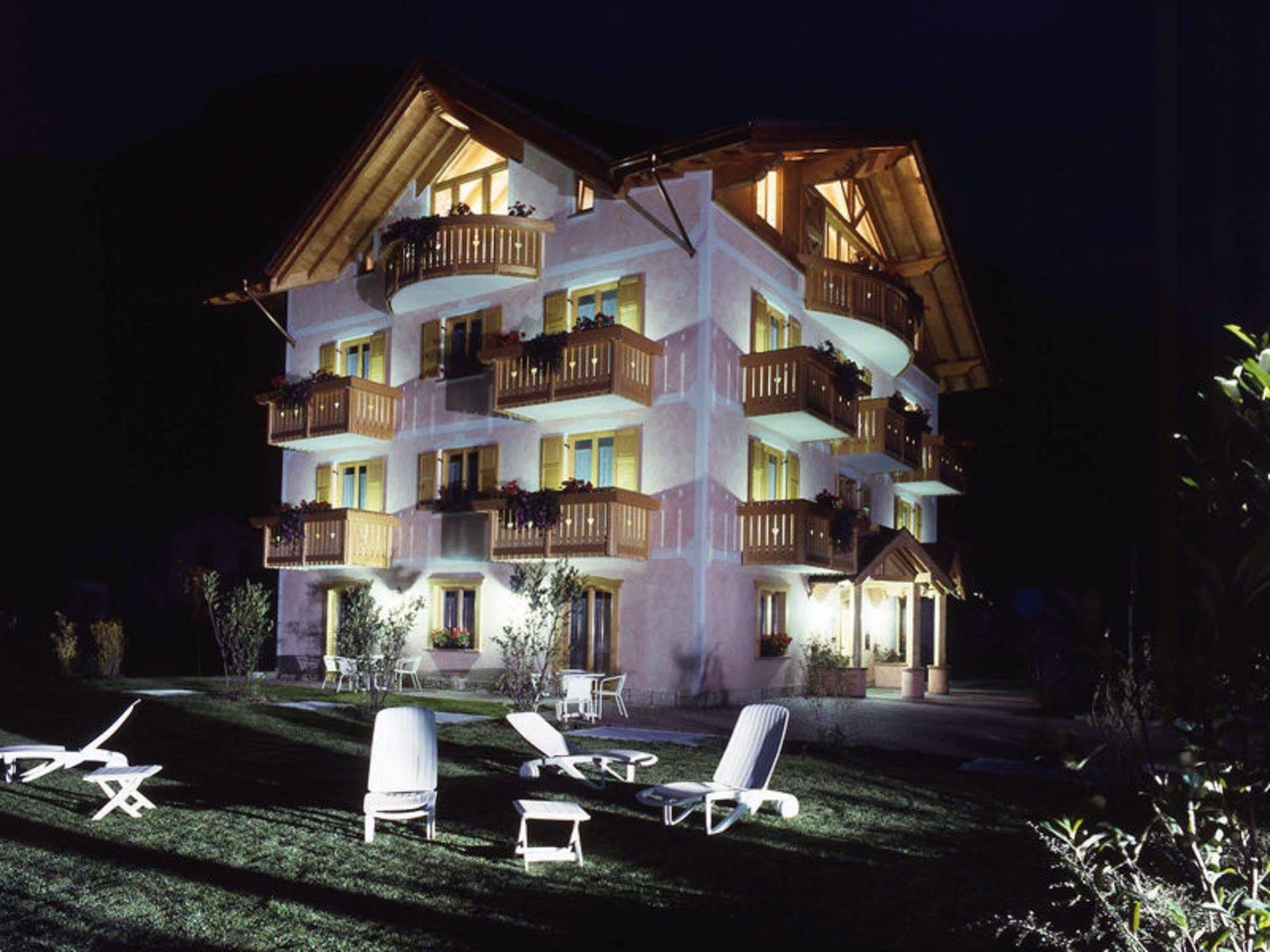Residence Rio Piccolo Molveno Exterior photo